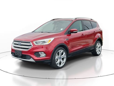 Used 2018 Ford Escape Titanium w/ Ford Safe & Smart Package image 3