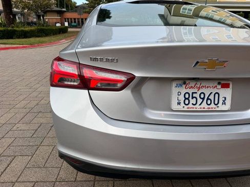 Used 2020 Chevrolet Malibu LT FWD image 16