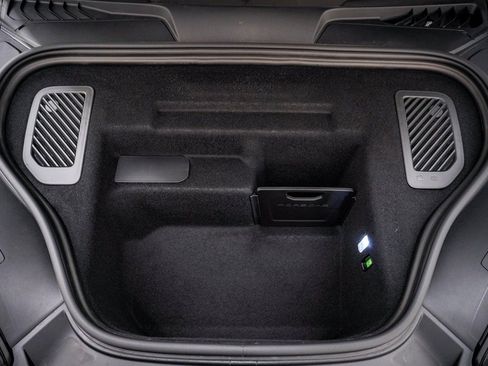 Certified 2025 Porsche Macan 4S Electric image 29