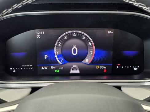 New 2026 Volkswagen Taos SE FWD image 13