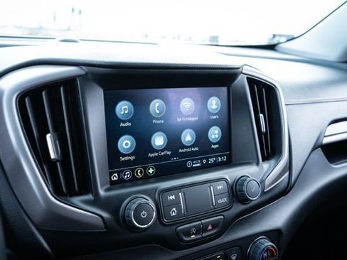 Used 2023 GMC Terrain AT4 image 27