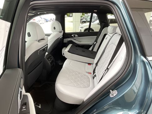 New 2026 BMW X5 sDrive40i image 28