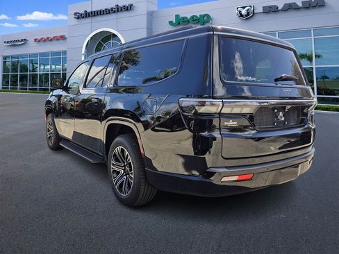 New 2026 Jeep Grand Wagoneer L 4WD w/ HD Trailer Tow Package image 5