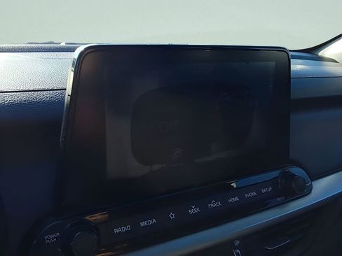 Used 2019 Kia Forte LXS image 18