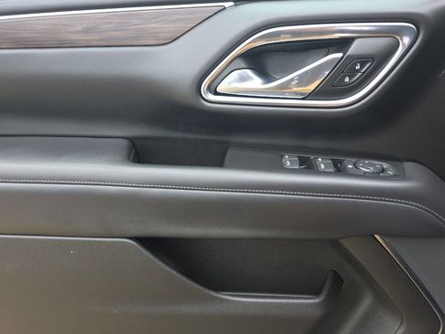 Used 2023 Chevrolet Suburban LS AWD/4WD image 11