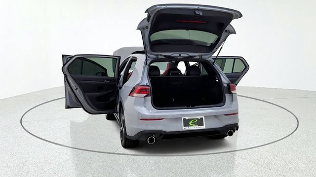 Used 2025 Volkswagen GTI SE FWD image 17