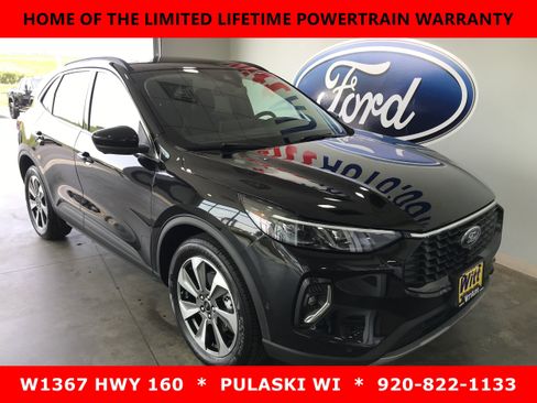 Used 2023 Ford Escape Platinum w/ Premium Technology Package AWD/4WD image 2
