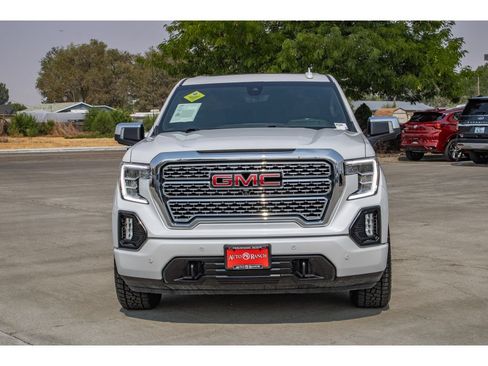 Used 2021 GMC Sierra 1500 Denali w/ Technology Package AWD/4WD image 3