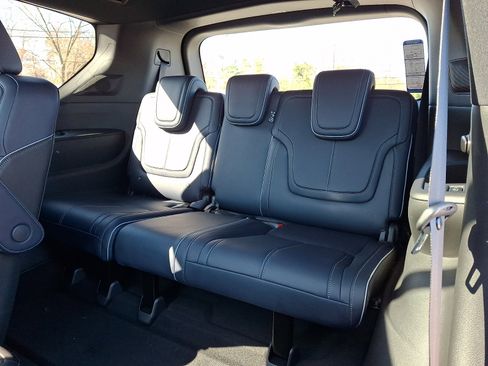 New 2026 INFINITI QX80 4WD image 6
