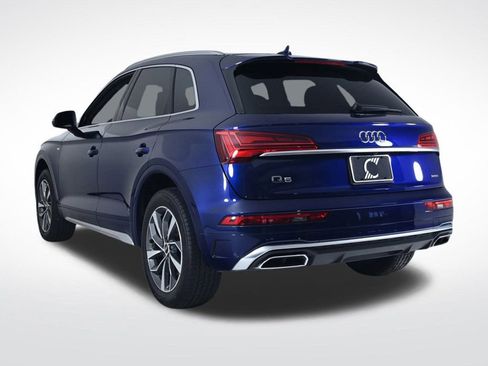Certified 2023 Audi Q5 2.0T Premium Plus w/ Premium Plus Package image 3