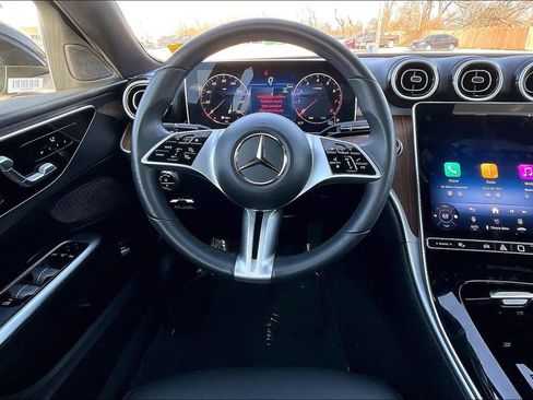 Used 2025 Mercedes-Benz C 300 4MATIC Sedan image 5