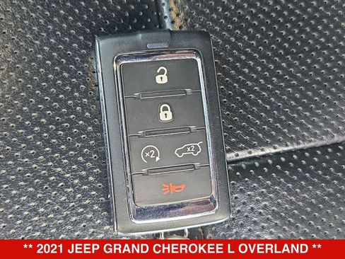 Used 2021 Jeep Grand Cherokee L Overland w/ Luxury Tech Group IV AWD/4WD image 35