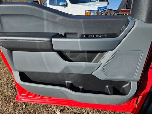 Used 2023 Ford F150 XLT image 30
