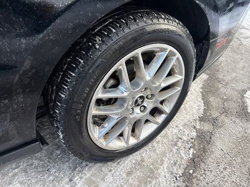 Used 2012 Ford Mustang Premium image 17