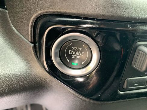 Used 2024 Chevrolet Silverado 1500 RST w/ Protection Package AWD/4WD image 31