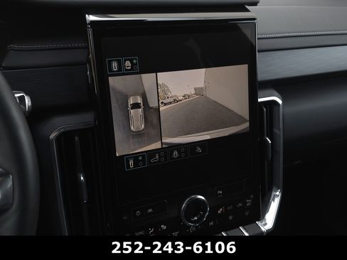 Used 2025 GMC Acadia Elevation image 19