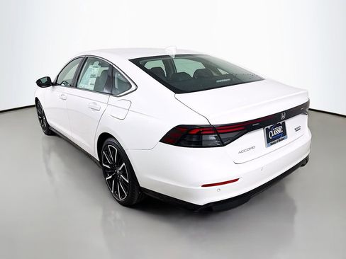 New 2026 Honda Accord Touring image 5