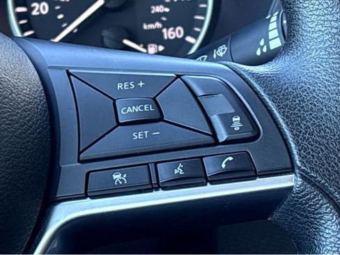 Certified 2024 Nissan Sentra SV image 17