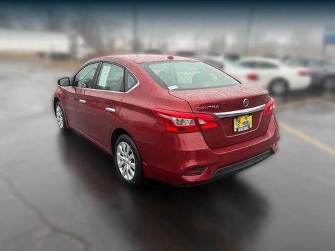 Used 2017 Nissan Sentra SV image 5