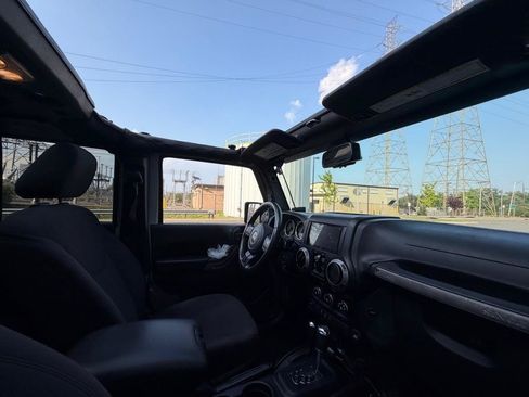 Used 2016 Jeep Wrangler Unlimited Sport w/ Quick Order Package 24S AWD/4WD image 53