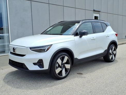 Certified 2023 Volvo XC40 Recharge Ultimate AWD/4WD image 1