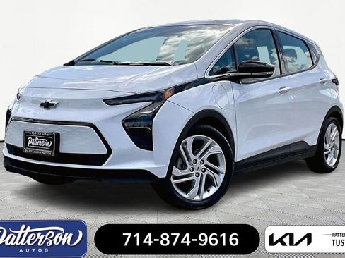 Used 2023 Chevrolet Bolt LT image 1