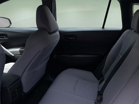Used 2023 Toyota Corolla Cross AWD Hybrid image 15