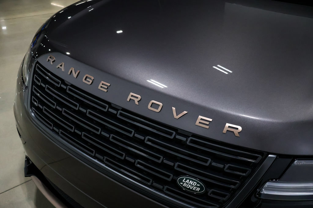 Used 2026 Land Rover Range Rover Velar Autobiography AWD/4WD image 96