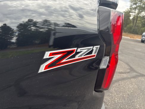 Certified 2024 Chevrolet Colorado Z71 w/ Z71 Convenience Package 2 image 12