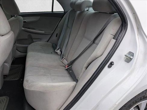 Used 2013 Toyota Corolla LE image 15