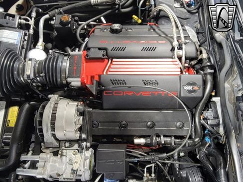 Used 1996 Chevrolet Corvette Coupe image 19