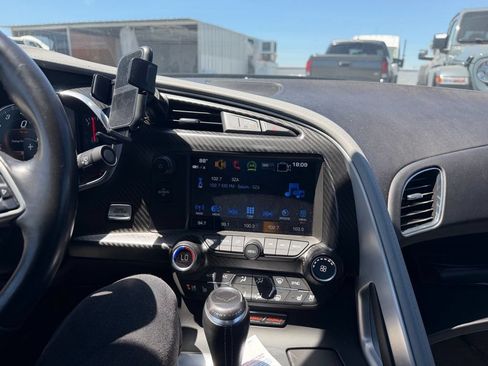 Used 2019 Chevrolet Corvette Z06 RWD image 8