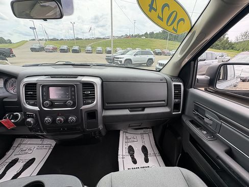 Used 2024 RAM 1500 Classic SLT AWD/4WD image 23