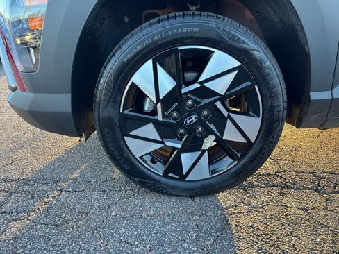 Used 2025 Hyundai Kona SEL image 30