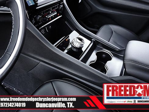 New 2025 Jeep Grand Cherokee L Limited image 34