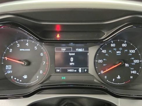 Used 2024 Chevrolet Trax LS w/ LS Convenience Package FWD image 25