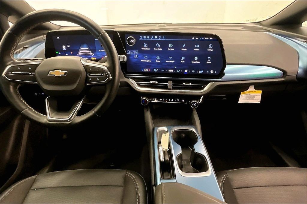 Used 2024 Chevrolet Equinox EV LT FWD image 14