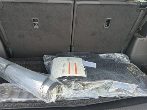 New 2026 Volkswagen Atlas SEL image 30