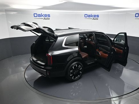 Certified 2025 Kia Telluride SX Prestige AWD/4WD image 63
