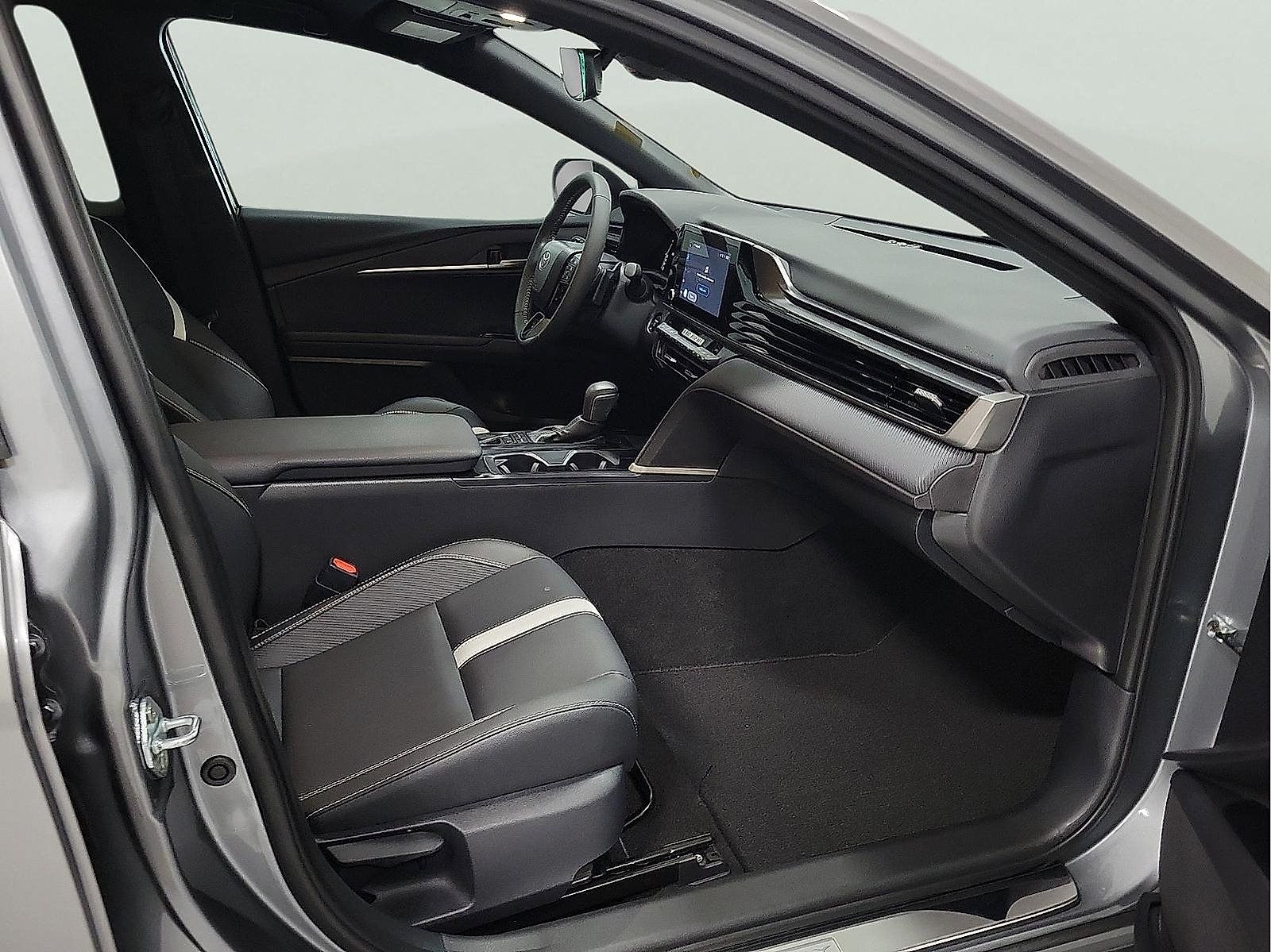 Certified 2026 Toyota Camry SE FWD image 14
