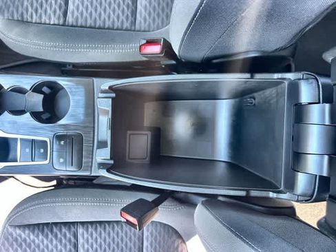 Used 2022 Ford Escape SE w/ Convenience Package FWD image 27