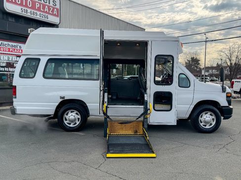 Used 2011 Ford E-350 and Econoline 350 Extended Super Duty w/ PWR Group image 4