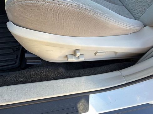 Used 2014 Subaru Outback 2.5i Premium image 21