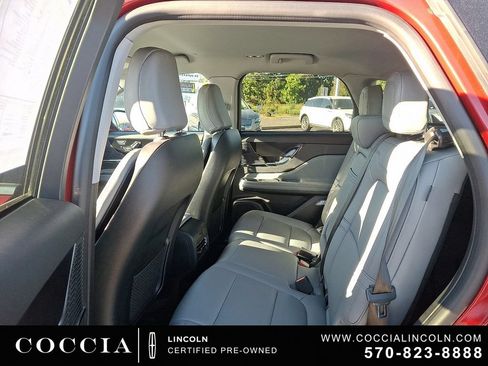 Certified 2022 Lincoln Corsair AWD w/ Equipment Group 101A image 10