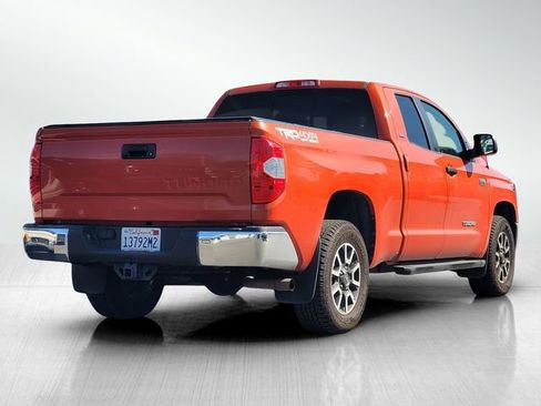 Used 2018 Toyota Tundra SR5 w/ TRD Off Road Package image 4
