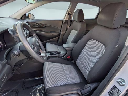 Used 2021 Hyundai Kona SE FWD image 15