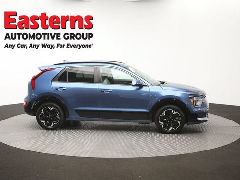 Used 2023 Kia Niro Wind w/ Wind Preserve Package FWD image 44