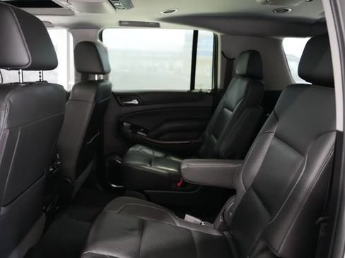 Used 2020 GMC Yukon XL SLT AWD/4WD image 16