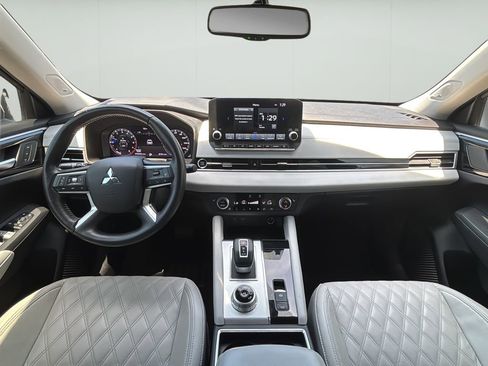 Used 2023 Mitsubishi Outlander SEL FWD image 20