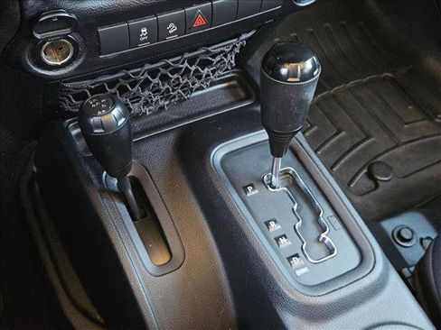 Used 2015 Jeep Wrangler Unlimited Sport w/ Trailer Tow Group image 12